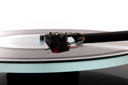 Product image for a Rega Planar 2 turntable in Gloss Black finish