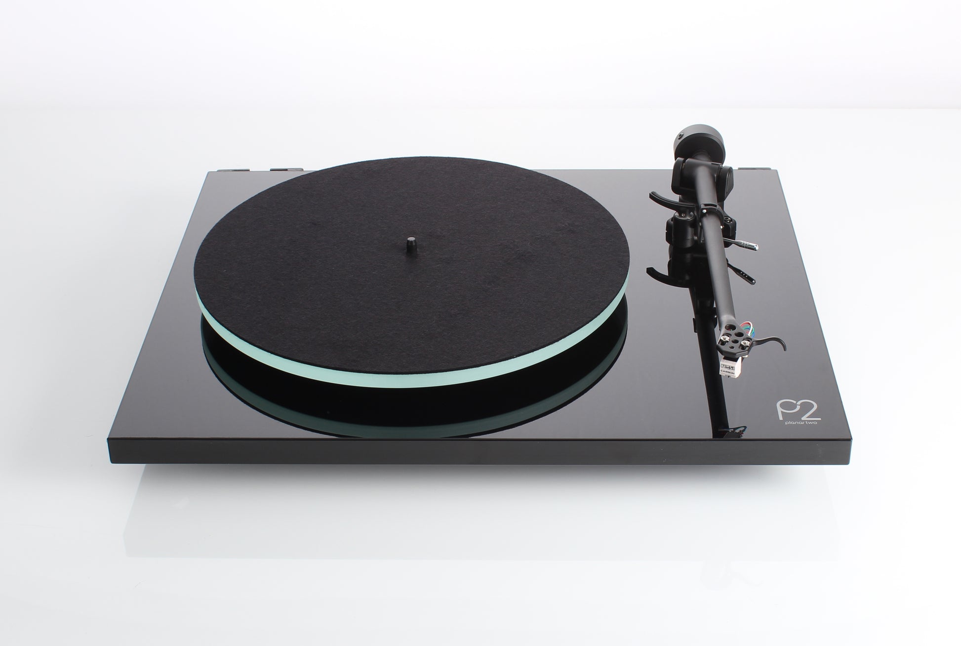 Product image for a Rega Planar 2 turntable in Gloss Black finish